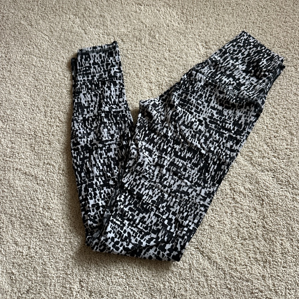 lululemon athletica Black and White Leggings